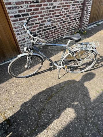 Herenfiets beschikbaar voor biedingen