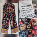 Losse broek perfecte staat 42/44, Kleding | Dames, Broeken en Pantalons, Ophalen of Verzenden, Zo goed als nieuw