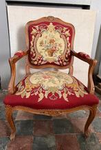 Mooie geborduurde stoel, Antiek en Kunst, Antiek | Meubels | Stoelen en Sofa's, Ophalen