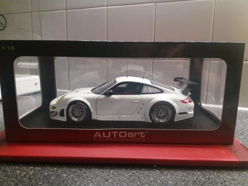 Autoart 1/18 Porsche 911 997 GT3 RSR PLAIN BODY 2010, Hobby en Vrije tijd, Modelauto's | 1:18, Zo goed als nieuw, Auto, Autoart