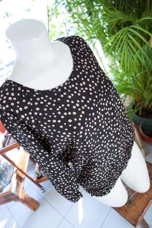 bijzonder zwart wit T-shirt blouse, Vêtements | Femmes, Blouses & Tuniques, Comme neuf, Taille 38/40 (M), Noir, Enlèvement ou Envoi