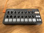 novation launch control, Muziek en Instrumenten, Midi-apparatuur, Ophalen, Zo goed als nieuw