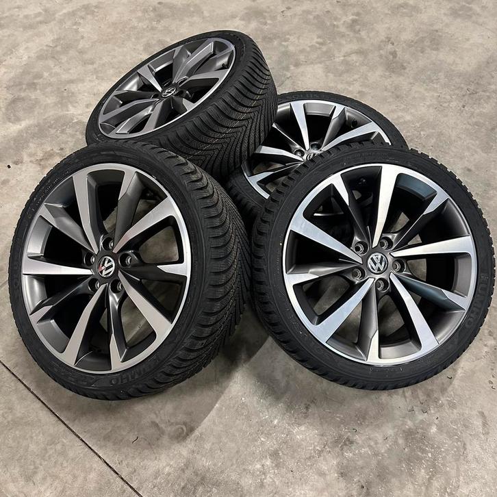 18” originele cupra velgen leon golf skoda 5FA601025E gti, Auto-onderdelen, Banden en Velgen, Banden en Velgen, All Season, 18 inch
