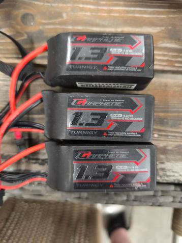 3x Turnigy Graphene 1300mAh  beschikbaar voor biedingen
