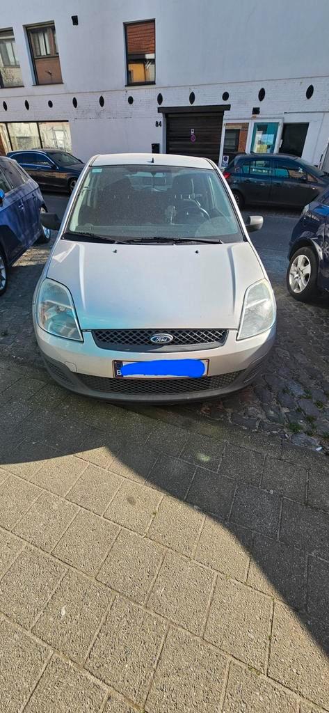 Ford Fiesta 2004, Benzine, 80.000 km, 1,3 motor met ketting, Auto's, Ford, Particulier, Fiësta, Centrale vergrendeling, Benzine