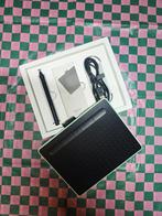 Wacom Intuos tekentablet in muntgroen, Computers en Software, Tekentablets, Ophalen of Verzenden, Zo goed als nieuw, Wacom