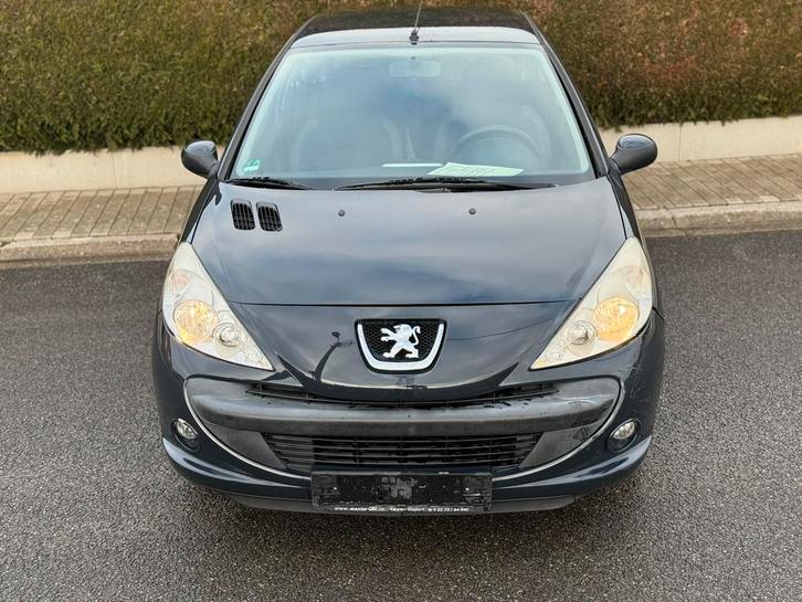 KEGEURD A VENDRE Peugeot 206+ essence 1.4 2010 124.080km, Autos, Peugeot, Particulier, 206+, ABS, Airbags, Air conditionné, Alarme