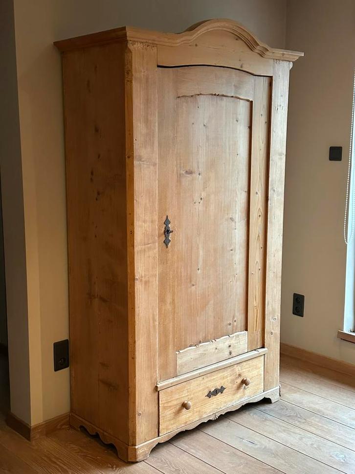 Oude massieve grenen kast met lade en hangroede, Antiek en Kunst, Antiek | Meubels | Kasten, Ophalen
