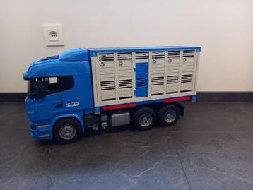 Bruder vrachtwagen, Ophalen