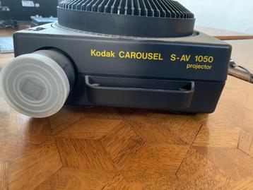 Dia-projector KODAK CAROUSEL S-AV 1050, Enlèvement, Utilisé