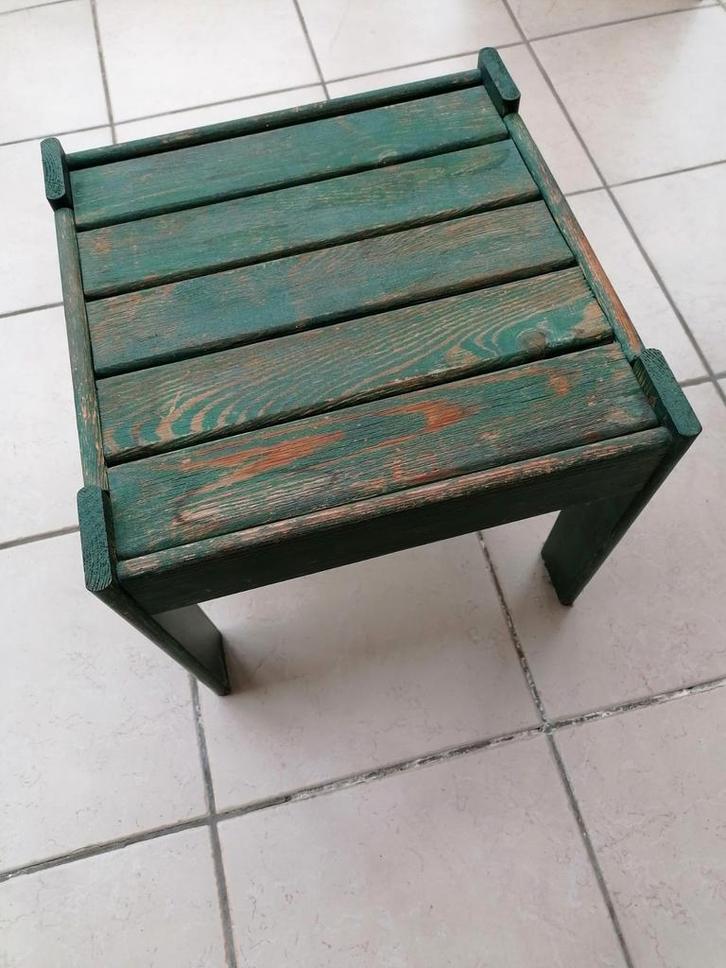 Bijzettafel groen hout, Huis en Inrichting, Tafels | Salontafels, Gebruikt, Ophalen