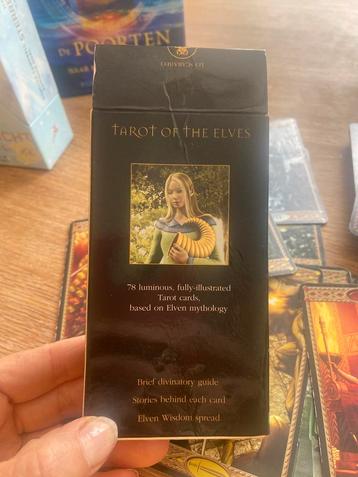 Tarot of the Elves tarotkaarten beschikbaar voor biedingen