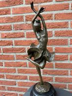 bronzen sculptuur elegante vrouw danseres, Antiek en Kunst, Ophalen of Verzenden