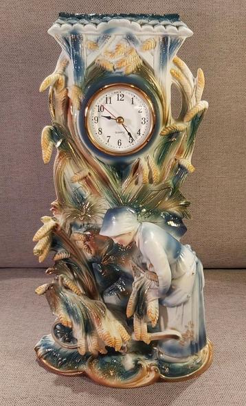 Art nouveau Antiek beschikbaar voor biedingen
