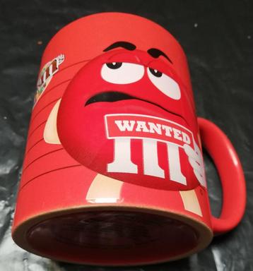 Tasse rouge M&M's  beschikbaar voor biedingen