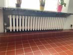 Gietijzer radiator 3 van 1,2m en 1 van 3,6m lang, Doe-het-zelf en Bouw, Verwarming en Radiatoren, Ophalen, 30 tot 80 cm, Radiator