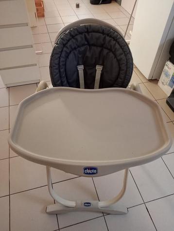 Chaise haute bébé