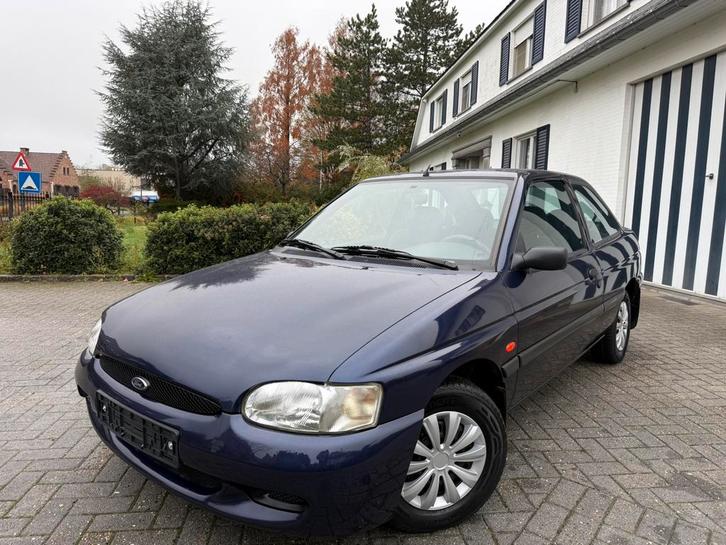 Ford Escort - CLX Edition - Automaat - Gekeurd - Nieuwstaat!, Auto's, Ford, Bedrijf, Escort, ABS, Airbags, Alarm, Boordcomputer