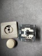 Niko dimmer, Doe-het-zelf en Bouw, Elektriciteit en Kabels, Ophalen of Verzenden, Zo goed als nieuw