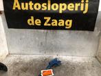 Motorkap Scharnier van een Opel Mokka, Auto-onderdelen, Ophalen of Verzenden, 3 maanden garantie, Gebruikt, Opel