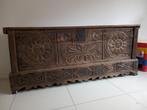 Houten kist met uitgewerkte motieven, Ophalen, Gebruikt, 50 tot 75 cm, 150 tot 200 cm