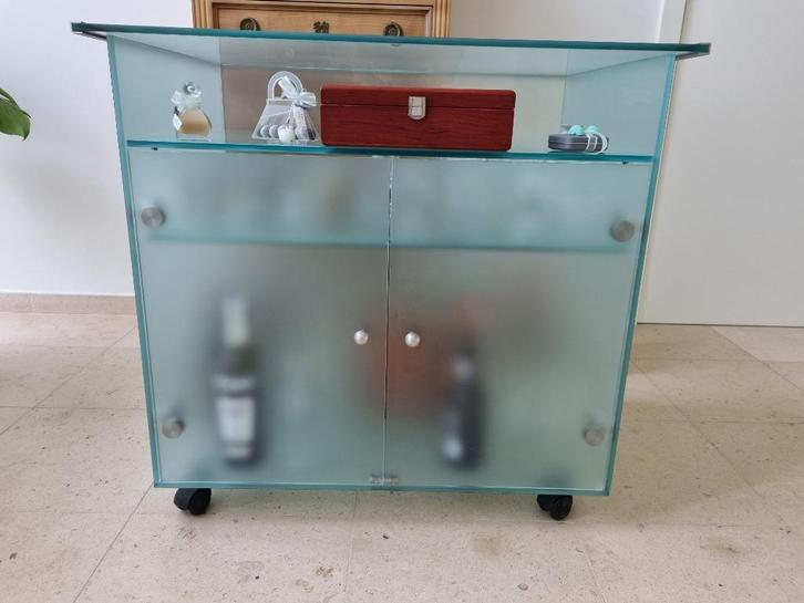 Barkast/TV meubel in mat glas, Huis en Inrichting, Kasten | Overige, Gebruikt, Ophalen
