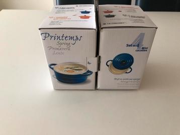 Set van 4 mini-cocotten van Le Creuset beschikbaar voor biedingen