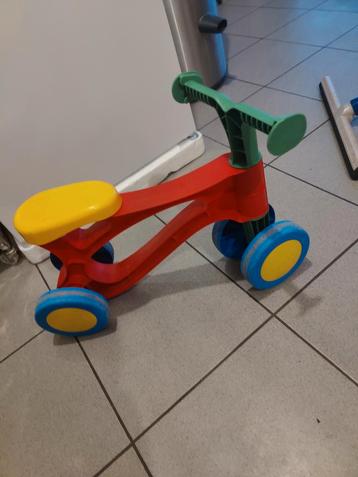 Loopfiets, Kinderen en Baby's, Speelgoed | Buiten | Voertuigen en Loopfietsen, Ophalen, Zo goed als nieuw, Loopfiets
