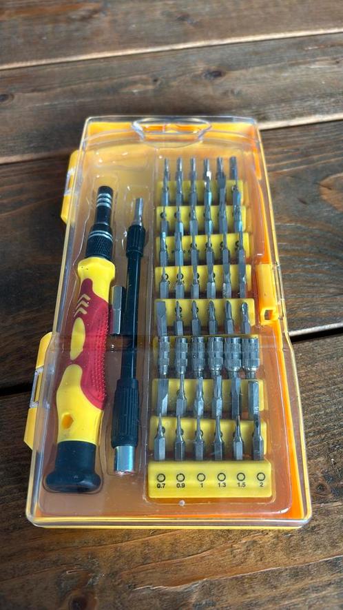 Pro Tools bit box met schroevendraaier, Doe-het-zelf en Bouw, Gereedschap | Handgereedschap, Nieuw, Ophalen