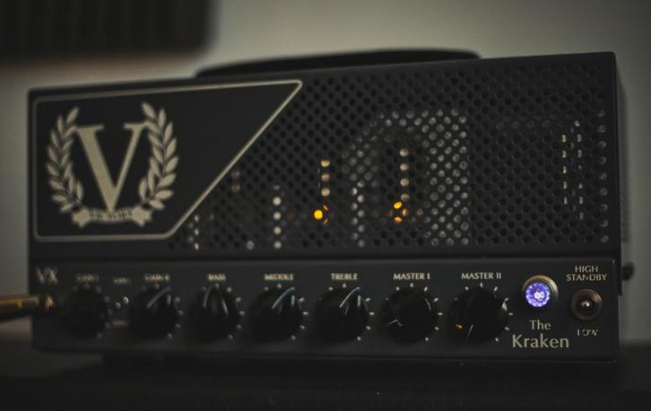 Victory Kraken 50 (fase 1) – Met gigbag + Footswitch, Muziek en Instrumenten, Overige Muziek en Instrumenten, Zo goed als nieuw