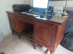 Bureau met boekenkast, Ophalen