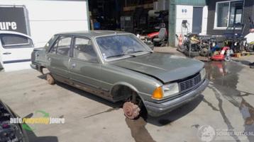 Peugeot 305 II (581M) onderdelen 1982 / 1990 beschikbaar voor biedingen