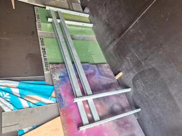 Porte echelle neuf pour remorque 1m55 de marge beschikbaar voor biedingen