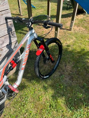 Canyon Spectral AL6 maat M beschikbaar voor biedingen