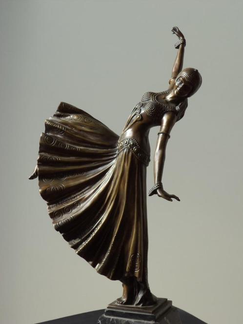 1934 CHIPARUS éditeur Madrassi brons danseuse art deco beeld, Antiek en Kunst, Kunst | Beelden en Houtsnijwerken, Ophalen