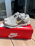 Nike Zoom Vomero 5, Wit, Nieuw, Ophalen of Verzenden, Sneakers