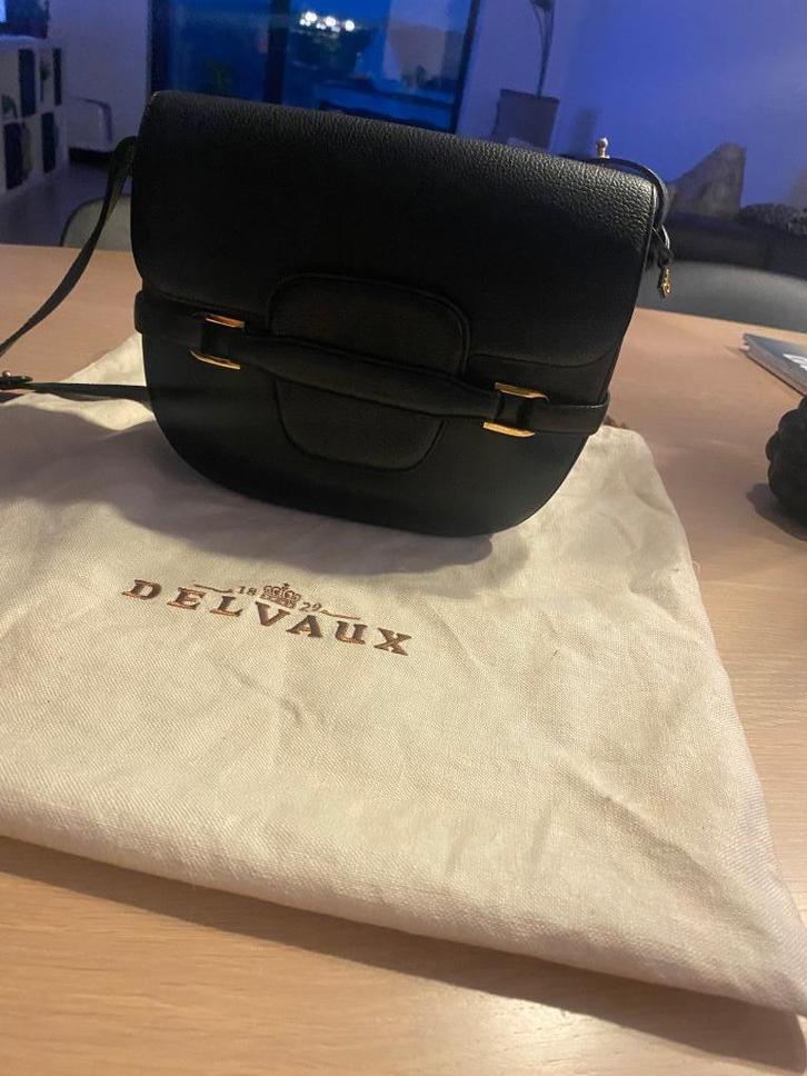 Delvaux zwarte schoudertas, Handtassen en Accessoires, Tassen | Damestassen, Zo goed als nieuw, Handtas, Zwart, Ophalen of Verzenden