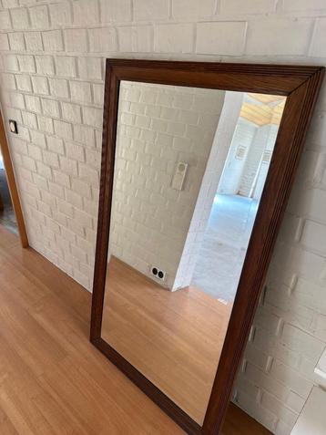 Grand miroir 140 cm x 80 cm disponible aux enchères