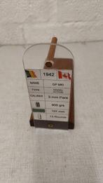 Houten display voor Browning FN GP35 /MKI-pistool, Verzamelen, Militaria | Tweede Wereldoorlog, Ophalen of Verzenden, Landmacht