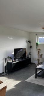 Meuble tv Ikea, Maison & Meubles, Armoires | Mobilier de télévision, Enlèvement, Comme neuf