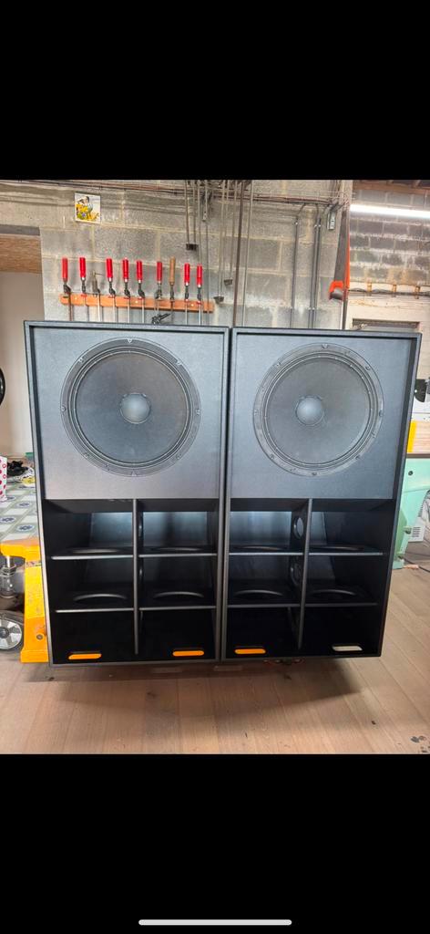 Materiel sono turbosound crown cerwin vega meyer sound, Audio, Tv en Foto, Luidsprekerboxen, Zo goed als nieuw, Ophalen