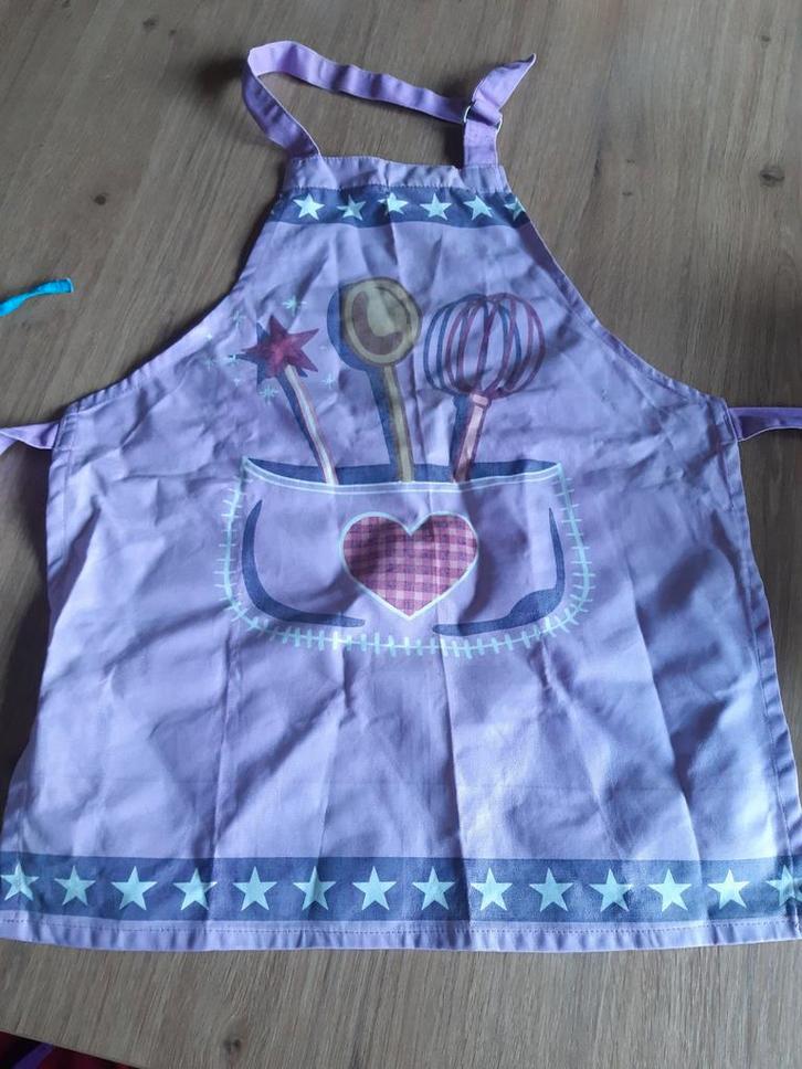 Différents tabliers pour cuisiner - taille enfant, Huis en Inrichting, Keuken | Textiel, Gebruikt, Schort, Paars, Ophalen