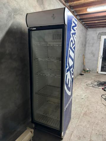 Réfrigérateur à vendre, fonctionne parfaitement 