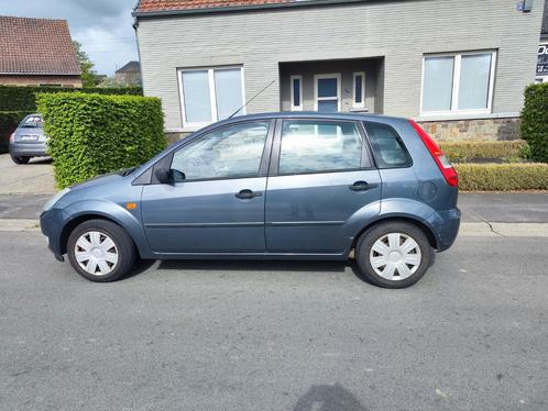 Ford fiesta 1.4tdci airco contrôle technique ok prêt à immat, Autos, Ford, Entreprise, ABS, Vitres électriques, Peinture métallisée