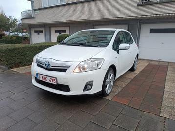 Toyota Auris Hybrid 43650km Carnet CTOK Carpass Clim Autom beschikbaar voor biedingen