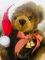 Mooie muziek beer  met kerstmuts, Verzamelen, Beren en Cherished Teddies, Ophalen of Verzenden, Zo goed als nieuw, Stoffen beer
