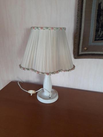 lampadaire, lustres, Enlèvement