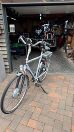 Elektrische fiets, Fietsen en Brommers, Elektrische fietsen, Ophalen, Batavus, Zo goed als nieuw, 50 km per accu of meer