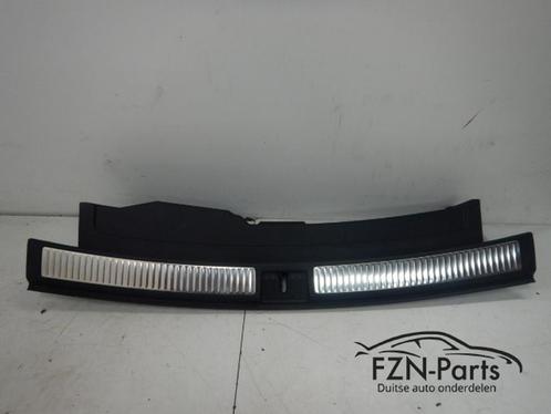 VW Touareg 760 Instapbekleding Achterklep, Auto-onderdelen, Interieur en Bekleding, Gebruikt, Ophalen of Verzenden