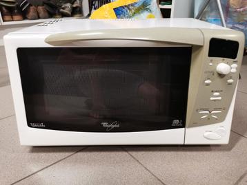Whirlpool MT 228 combiné
Grill
Fonction micro-ondes et grill, Croustillant, Enlèvement, Utilisé, Four à micro-ondes combiné